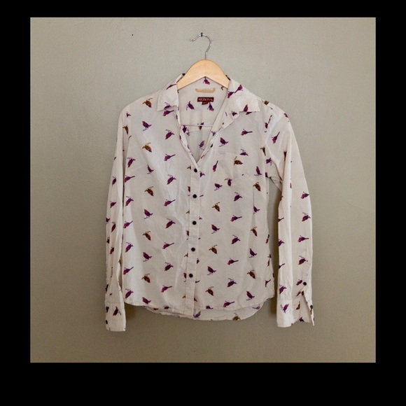MERONA NWOT beige 💯 cotton cute bird button down - Picture 10 of 10